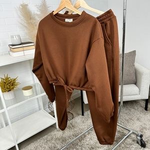 Women's Drawstring Cropped Crewneck Sweatshirt and pants in Chestnut Brown